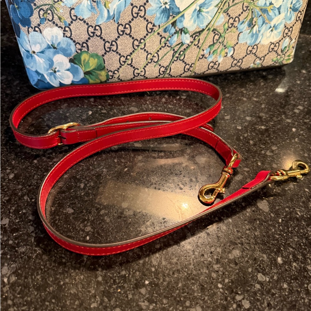 Gucci Red and Blue Floral Women's Bag - Picture 4 of 9